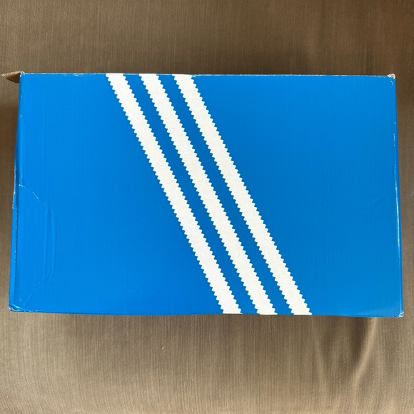 ☀️NEW Adidas Sambae Sneaker Shoes Purple And White - Picture 8 of 8